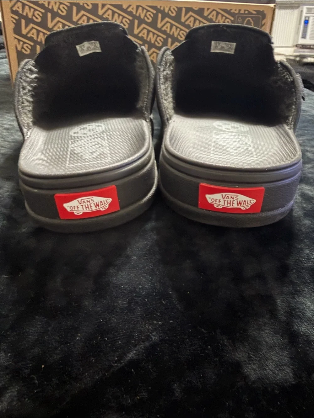Vans Men’s Black Slip-On Fleece-Lined Harbor Mule VR3